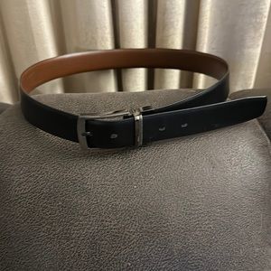 Women’s reversible belt
